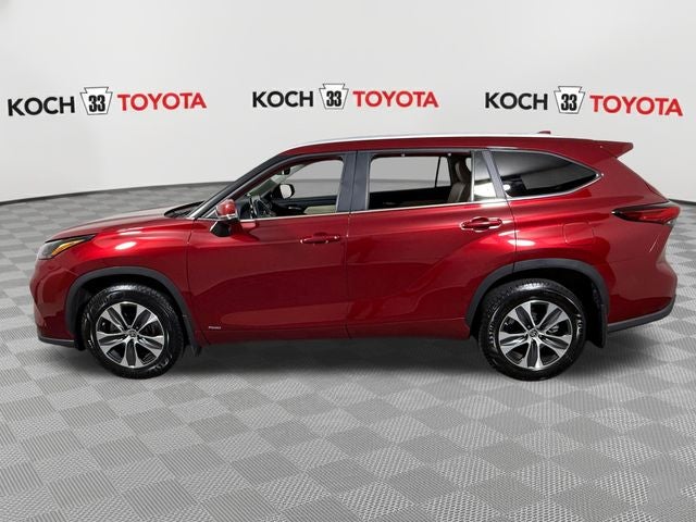 2023 Toyota Highlander Hybrid XLE