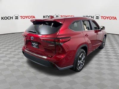 2023 Toyota Highlander Hybrid XLE