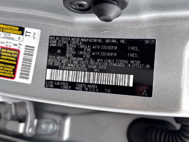 2025 Toyota Highlander LE