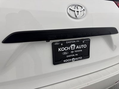 2019 Toyota Sienna L 7 Passenger