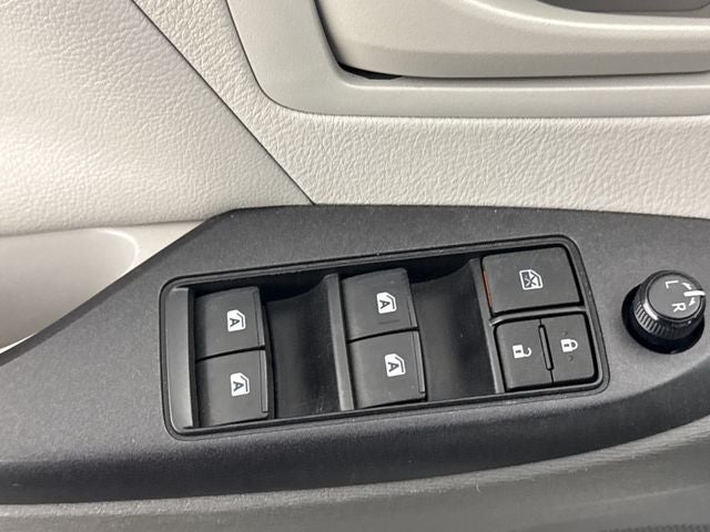 2019 Toyota Sienna L 7 Passenger