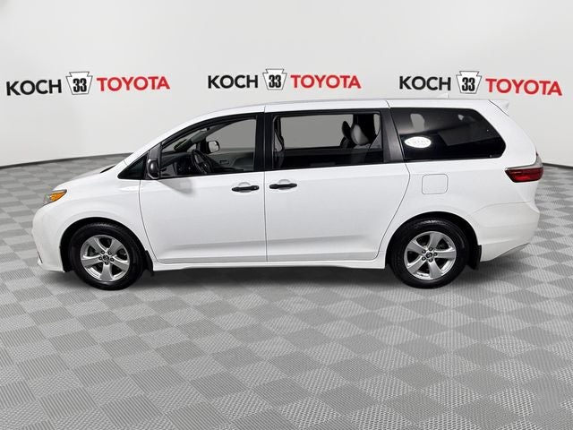 2019 Toyota Sienna L 7 Passenger