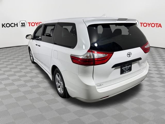 2019 Toyota Sienna L 7 Passenger