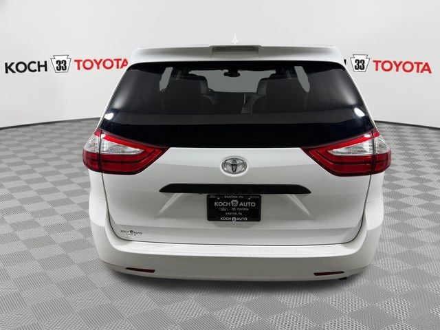 2019 Toyota Sienna L 7 Passenger