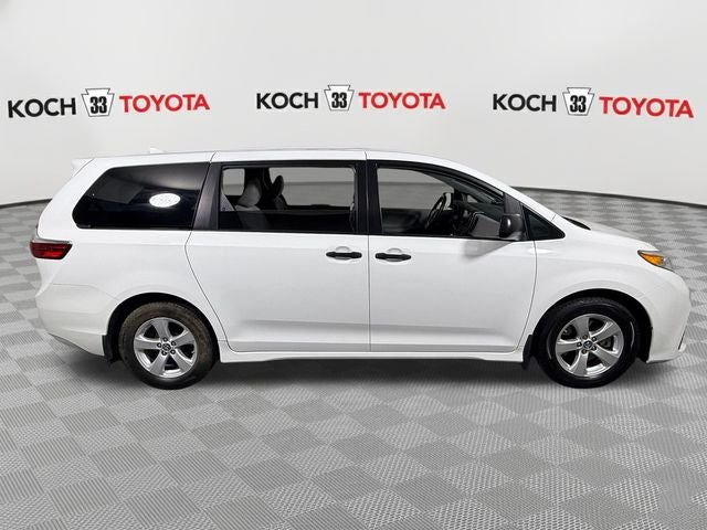 2019 Toyota Sienna L 7 Passenger