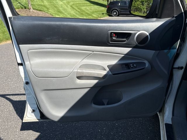 2015 Toyota Tacoma Base