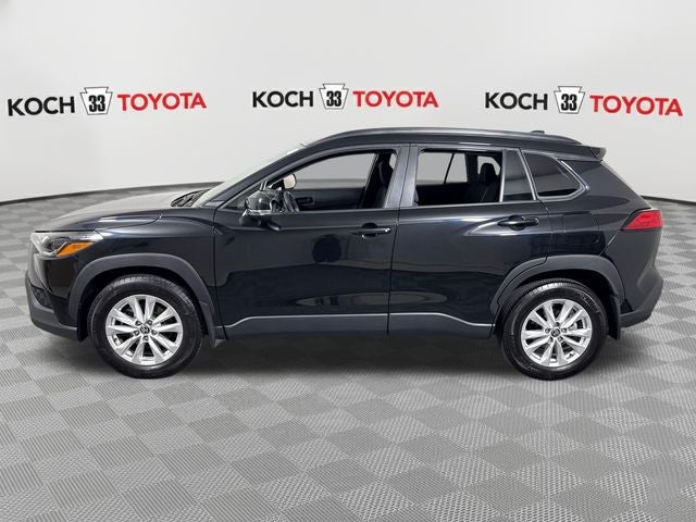 2023 Toyota Corolla Cross LE