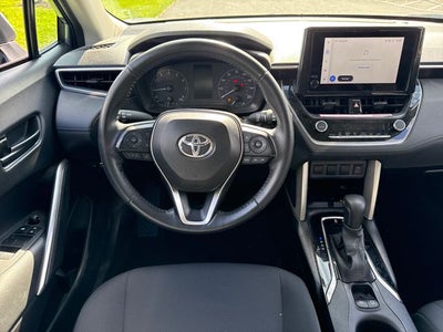 2024 Toyota Corolla Cross LE