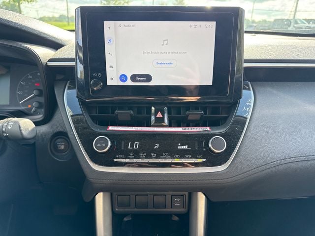2024 Toyota Corolla Cross LE