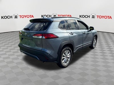 2024 Toyota Corolla Cross LE