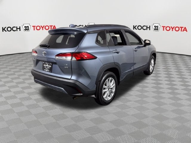 2024 Toyota Corolla Cross LE