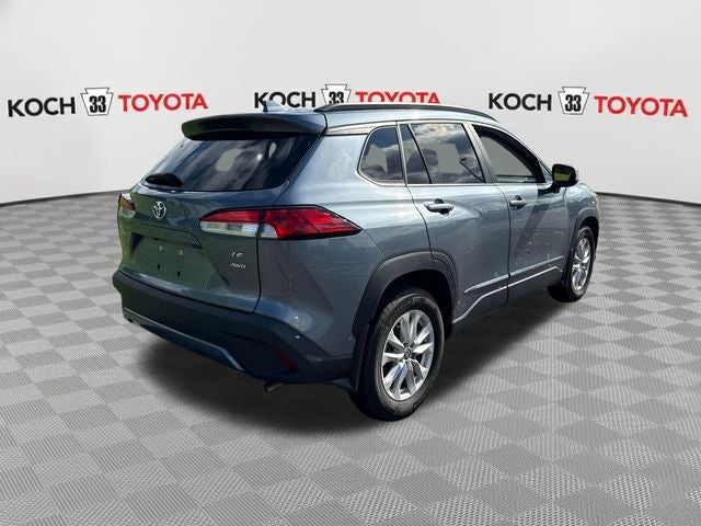 2024 Toyota Corolla Cross LE