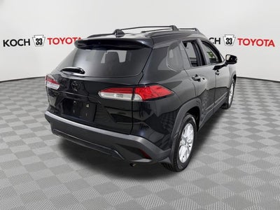 2024 Toyota Corolla Cross LE