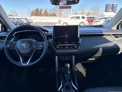 2024 Toyota Corolla Cross XLE