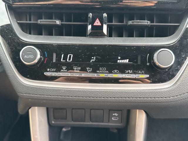 2024 Toyota Corolla Cross Hybrid SE