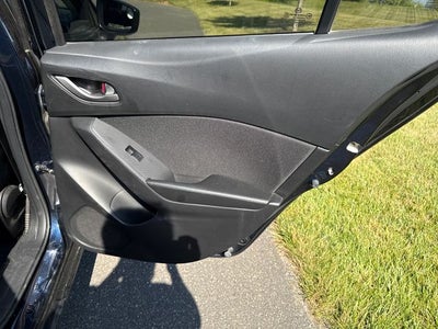 2015 Mazda Mazda3 i Sport