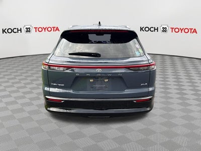 2025 Toyota Crown Signia XLE
