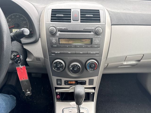 2011 Toyota Corolla LE