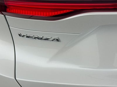 2024 Toyota Venza XLE