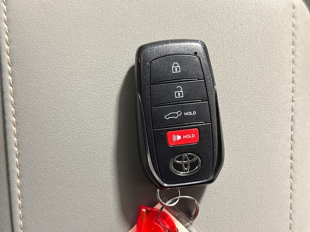 2024 Toyota Venza XLE