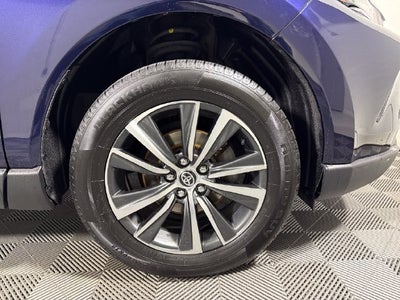 2022 Toyota Venza LE