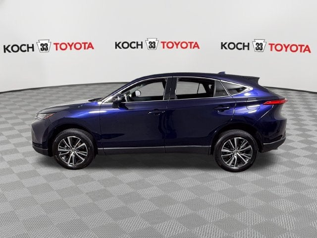2022 Toyota Venza LE