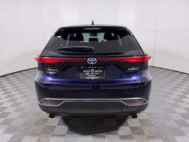 2022 Toyota Venza LE