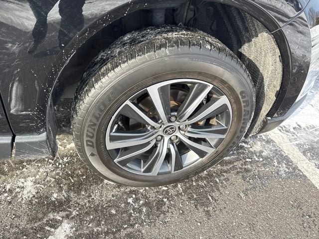 2023 Toyota Venza LE