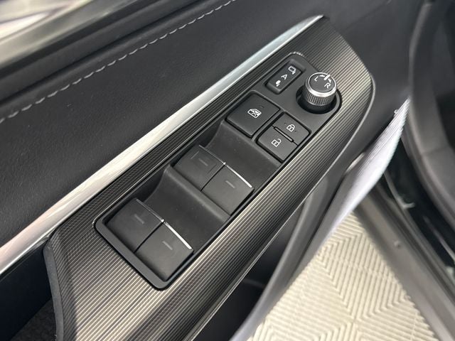 2023 Toyota Venza XLE