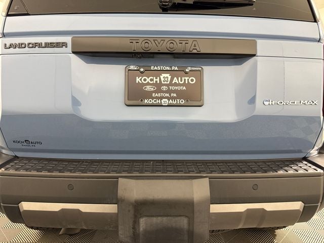 2025 Toyota Land Cruiser Base