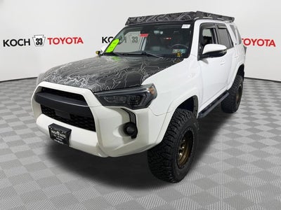 2022 Toyota 4Runner SR5 Premium
