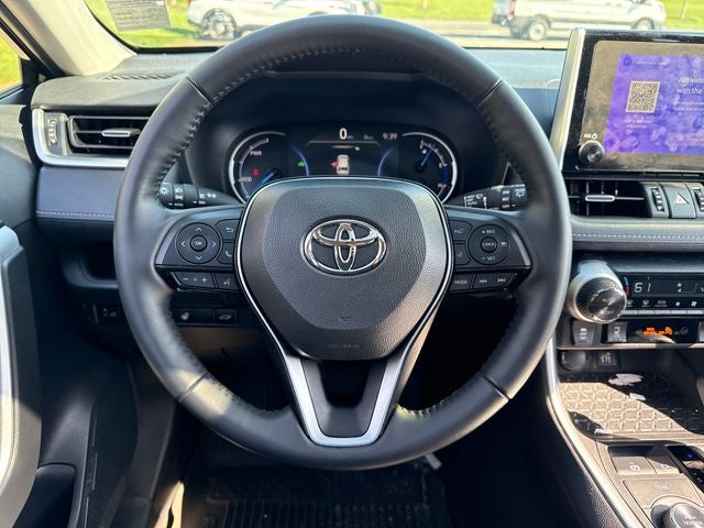 2025 Toyota RAV4 Hybrid XLE Premium