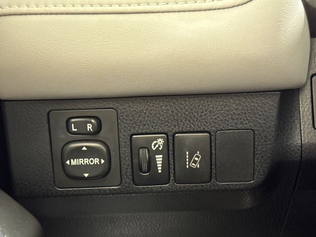 2018 Toyota RAV4 Hybrid XLE