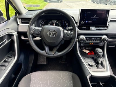 2025 Toyota RAV4 Hybrid XLE