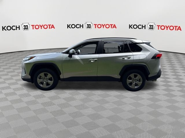 2025 Toyota RAV4 Hybrid XLE