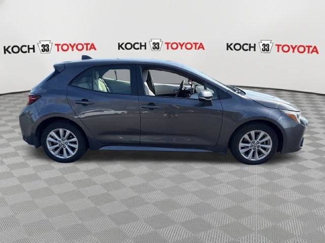 2025 Toyota Corolla Hatchback SE