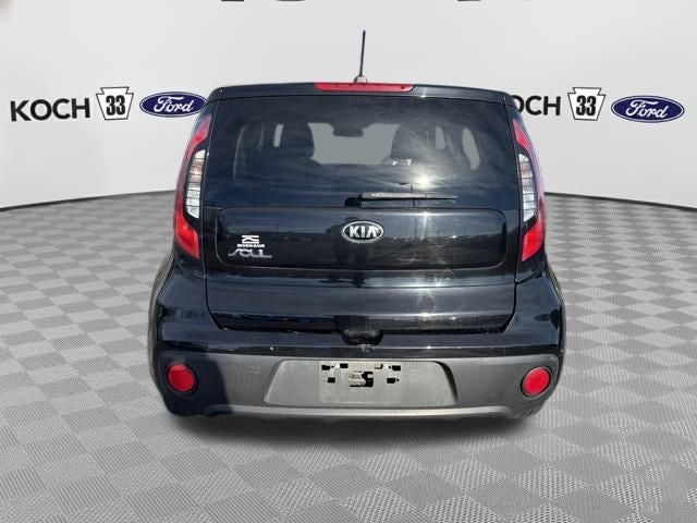 2017 Kia Soul Base