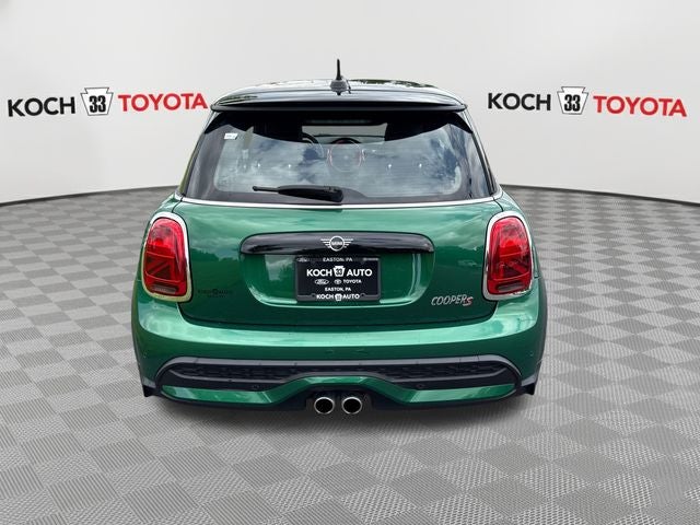 2022 MINI Cooper S Signature