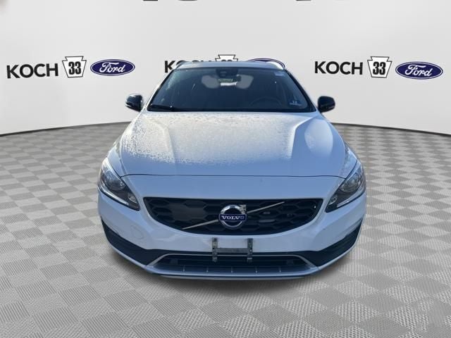2018 Volvo V60 Cross Country T5