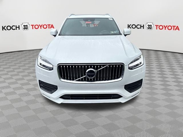 2022 Volvo XC90 T6 Momentum