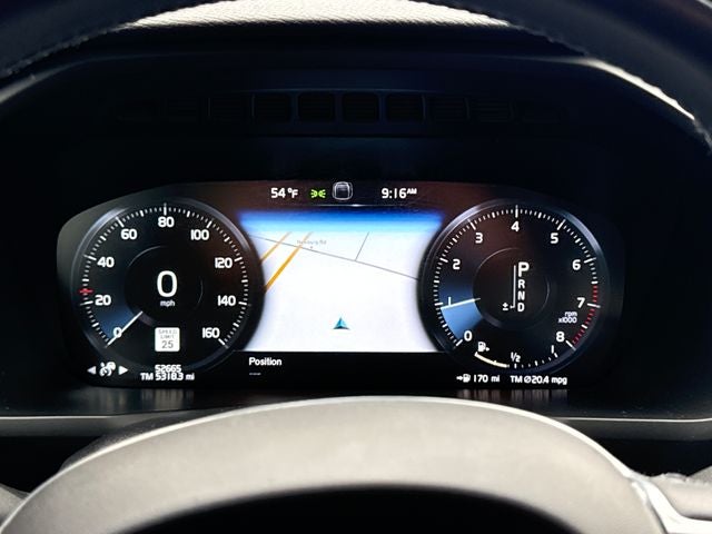 2022 Volvo XC90 T6 Momentum