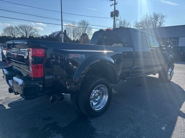 2026 Ford F-450SD Platinum DRW