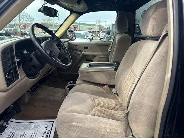 2004 Chevrolet Silverado 1500 LS