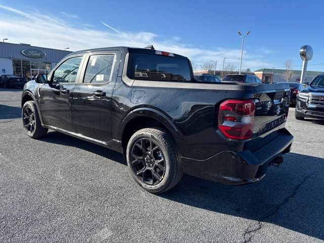 2026 Ford Maverick Lobo Standard