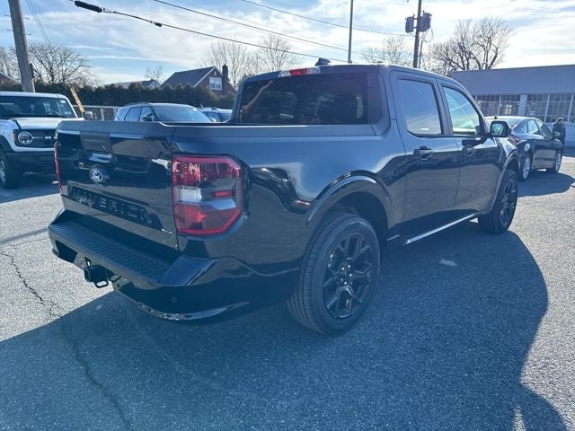 2026 Ford Maverick Lobo Standard