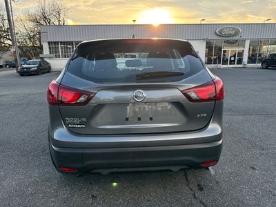 2017 Nissan Rogue Sport S