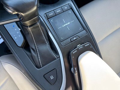 2019 Lexus UX 200 Base