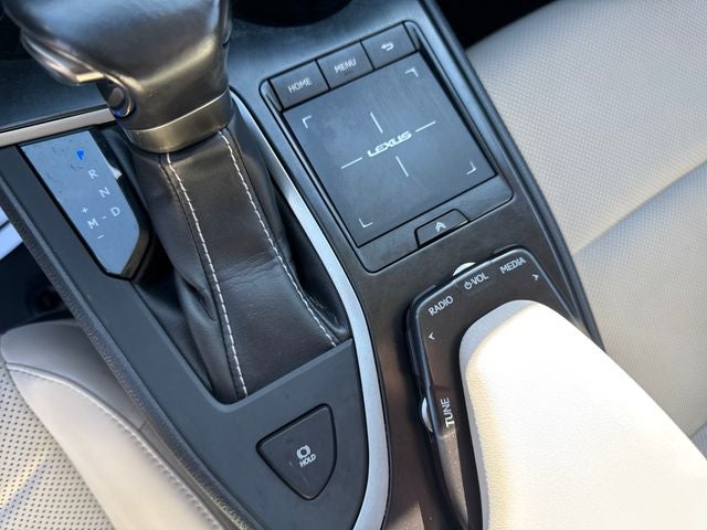 2019 Lexus UX 200 Base