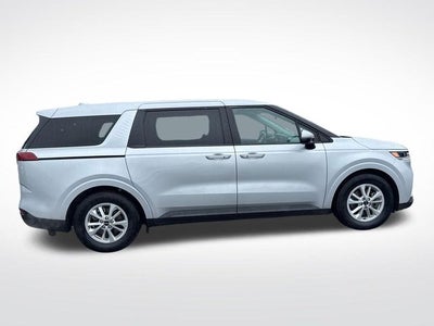 2022 Kia Carnival LXS