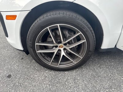 2022 Porsche Macan Base